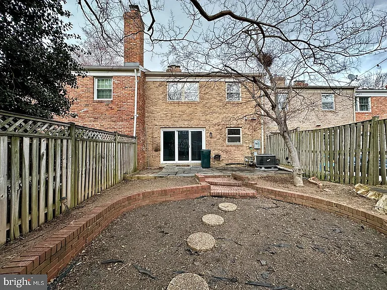 9311 Marycrest St — Photo 13