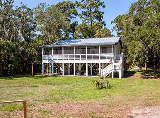 3925 Catherine St, Edisto Island, SC 29438