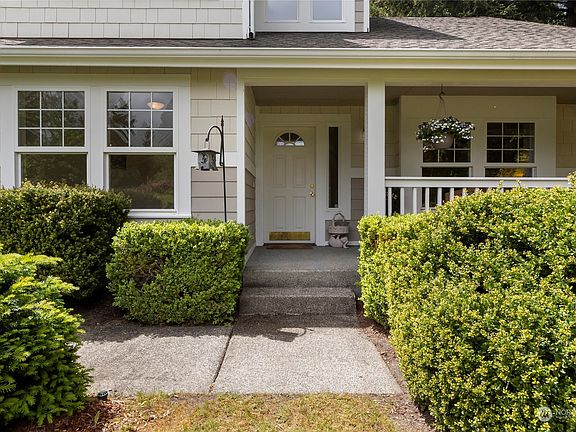 2nd image of 21508 107th Avenue E