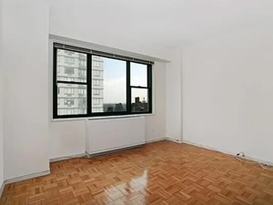 Rented by Corcoran | media 16