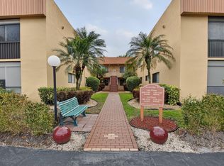 Pembridge D, Delray Beach, FL 33484