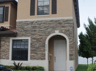 9215 W 32nd Ln, Hialeah, FL 33018