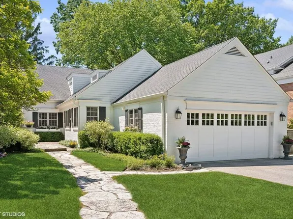 1355 Chestnut Ave, Wilmette, IL 60091