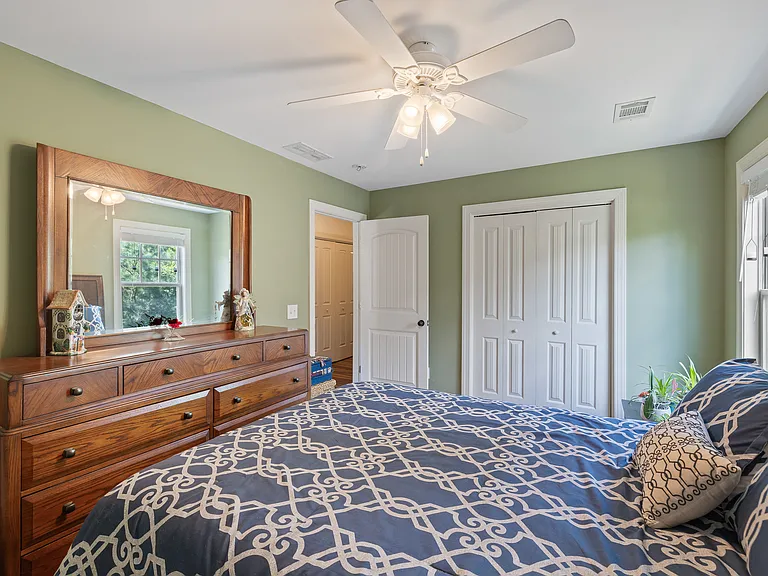 102 Mallard Dr #1A — Photo 45