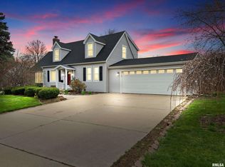 651 W Knoll Crest Dr, Peoria, IL