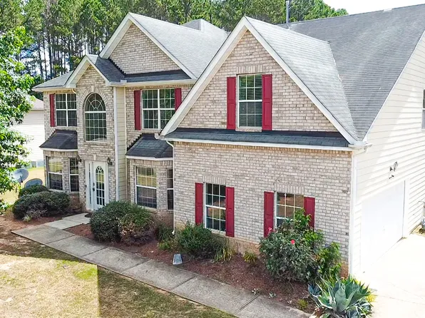 290 Kimberly Ct, Hampton, GA 30228
