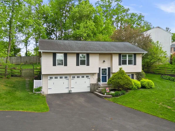 6174 Fairbourne Ct, Hanover, MD 21076