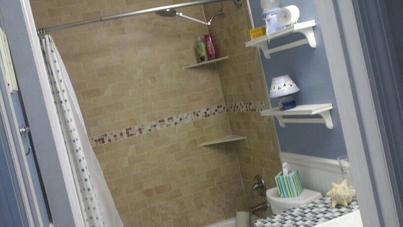 Guest bath, Just refinished!