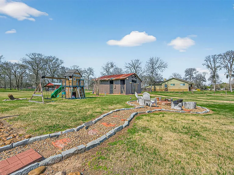 7019 Oak Ln — Photo 34