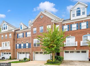 204 Burgundy Ln, Annapolis, MD 21401