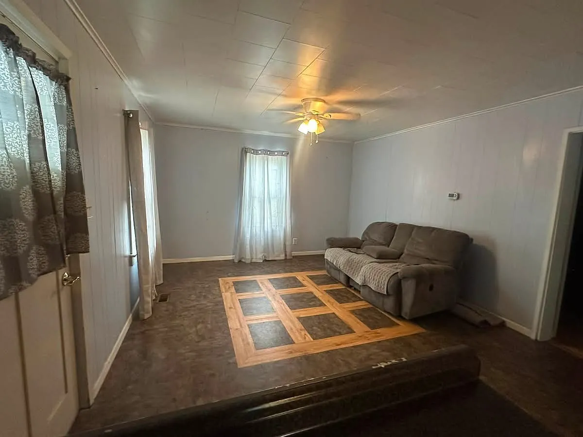 2 bed, 806 sqft, $950 — Photo 4