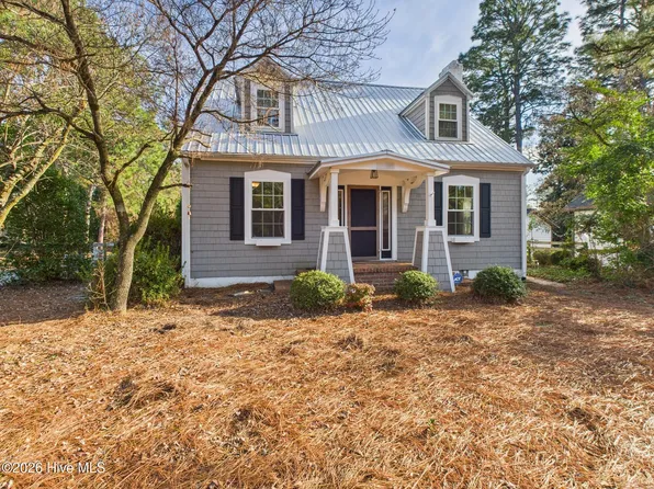 1195 N May Street, Southern Pines, NC 28387