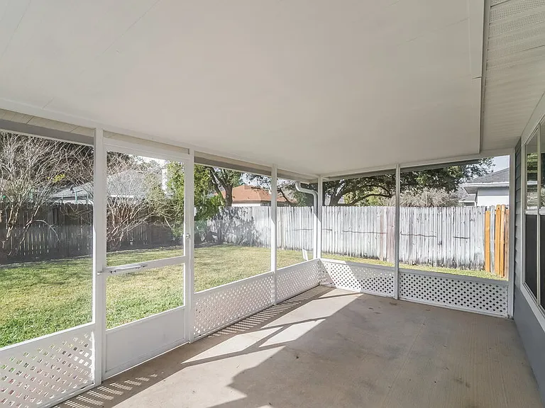 338 Wildberry Ct — Photo 13