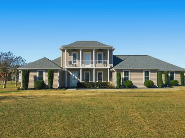 202 Muth Ave, Pelzer, SC 29669