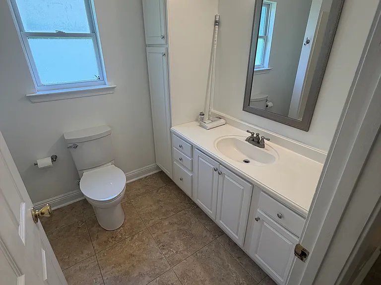327 Ruella Ave — Photo 11