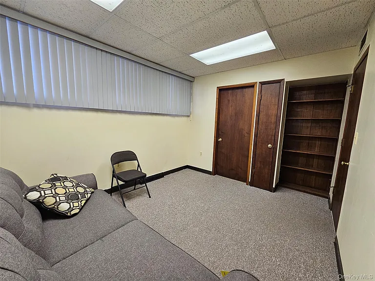 97 Fulton Ave — Photo 29