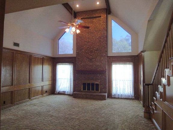 3rd image of 108 Tanager Ln