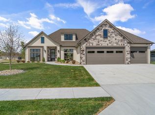6501 Cromford Ln, Columbia, MO 65201