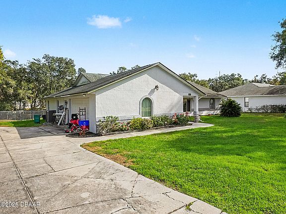 3rd image of 18 Weston Rd