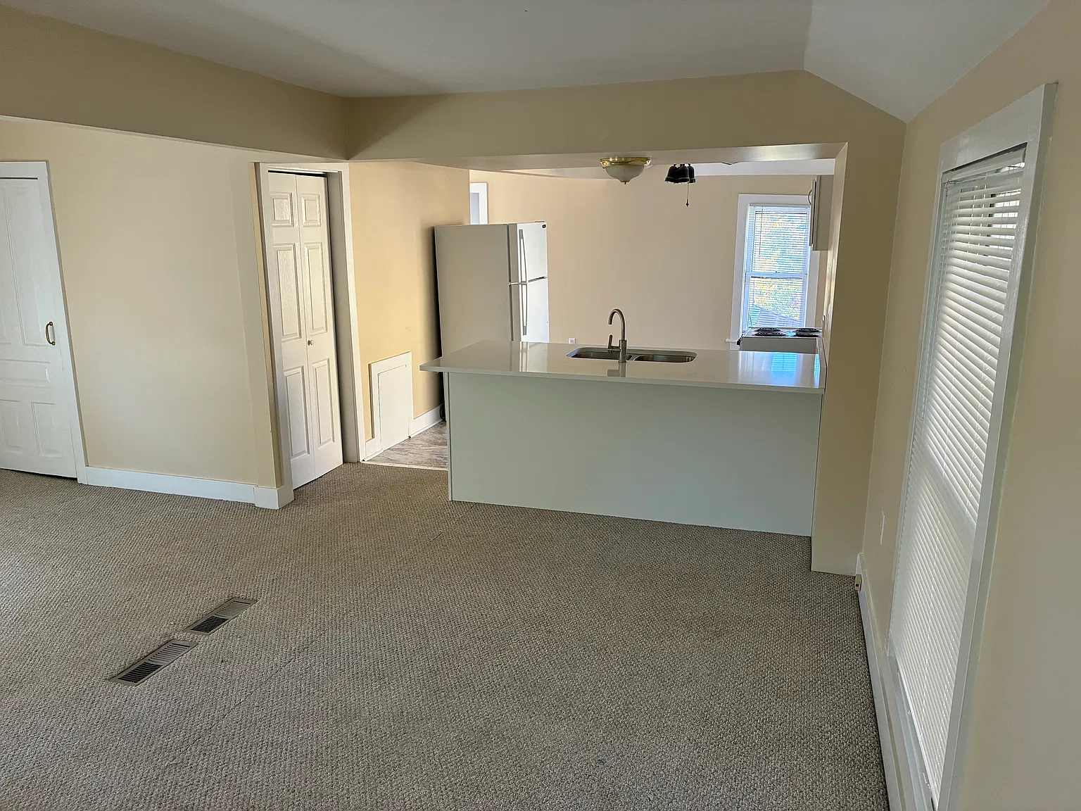 1 bed, $1,400 — Photo 4