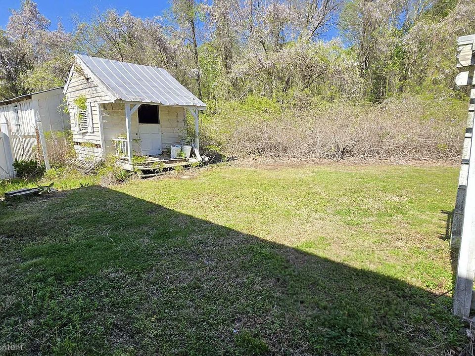 13th image of 2083 Harvey Point Road