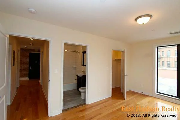 Rented by East Hudson Realty | media 6