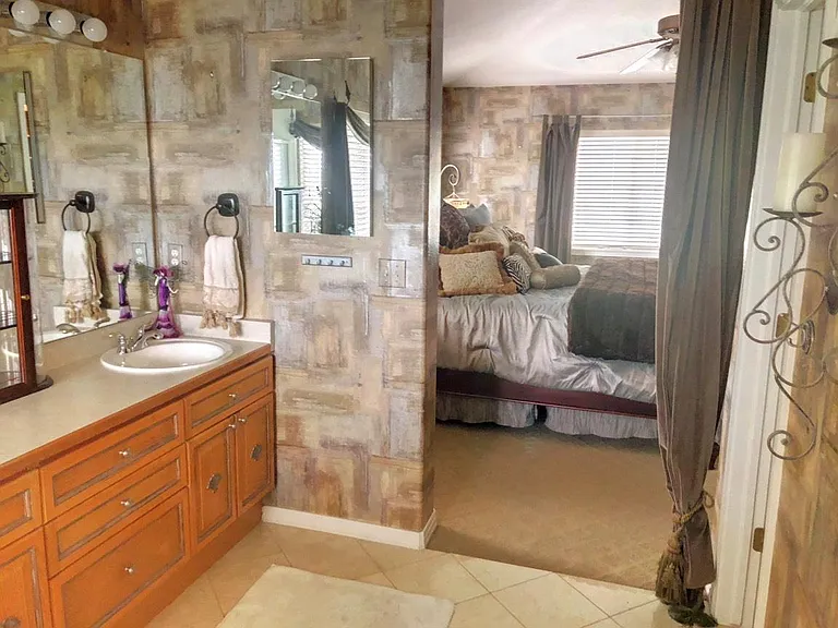 17251 Cornerstone Ln — Photo 25