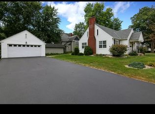 20 W 3rd St, Sandwich, IL 60548