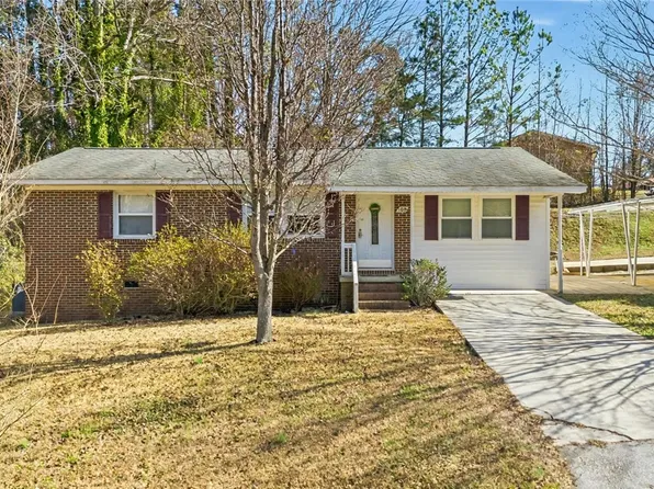 108 Hodge St, Abbeville, SC 29620