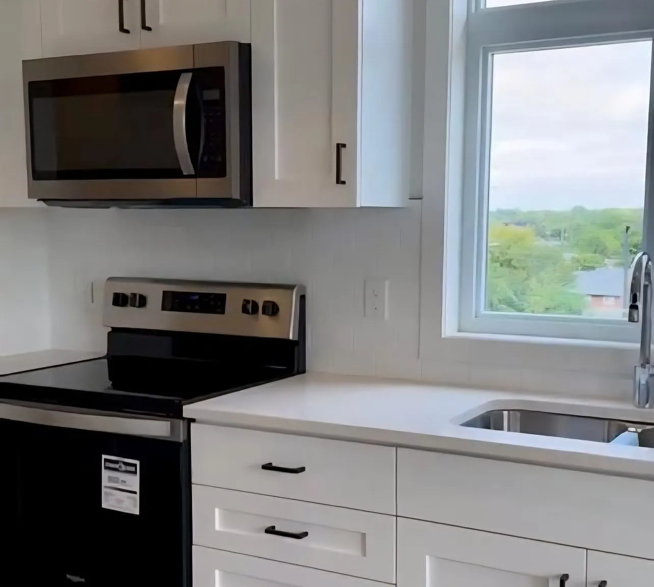 2 bed, $2,150 — Photo 4
