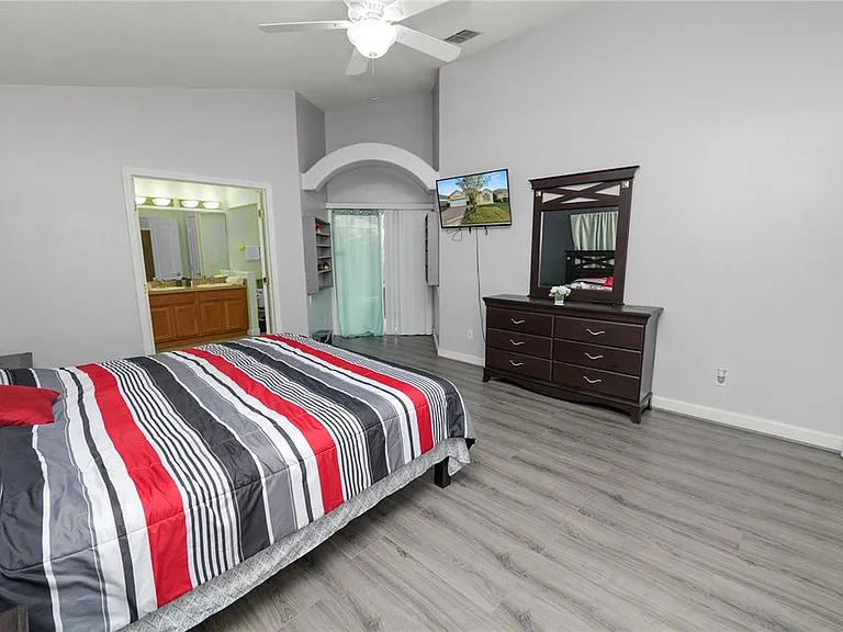 548 Old Bridge Cir — Photo 43