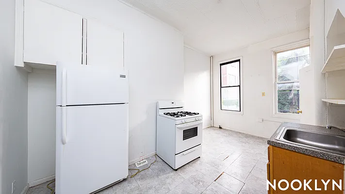 Rented by Nooklyn NYC LLC | media 15