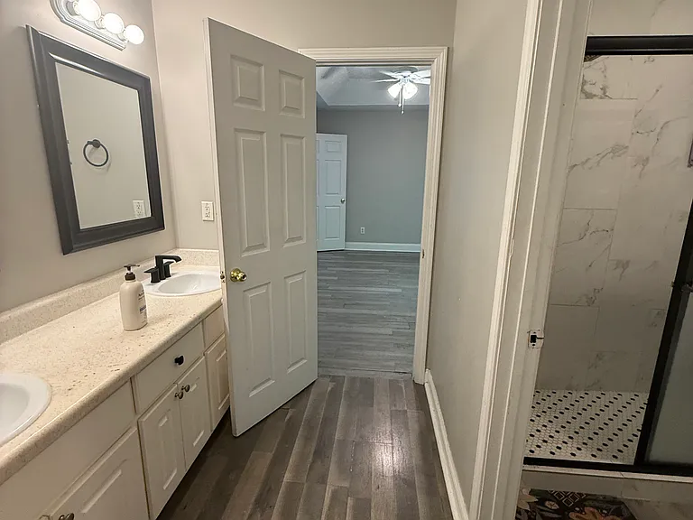 Cottage Grove Pl — Photo 24