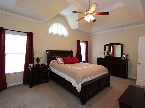5th image of 3985 Bridlewood Dr
