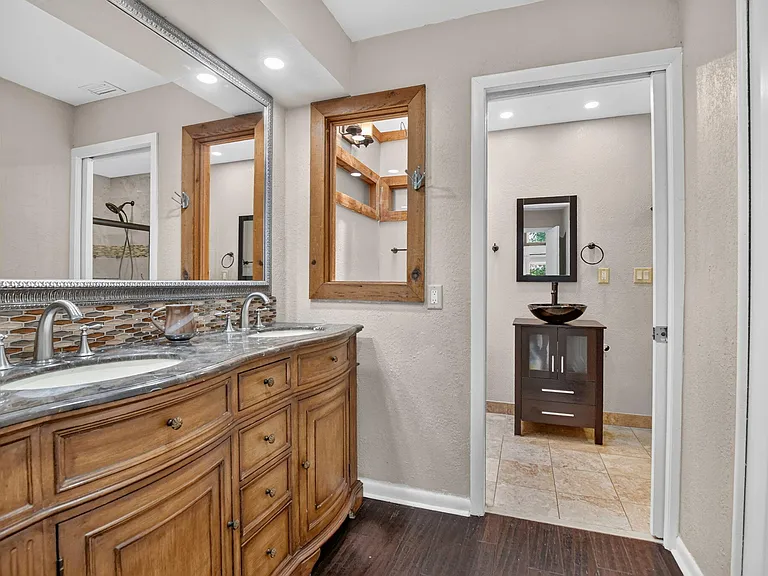 7813 Kenway Pl W — Photo 30