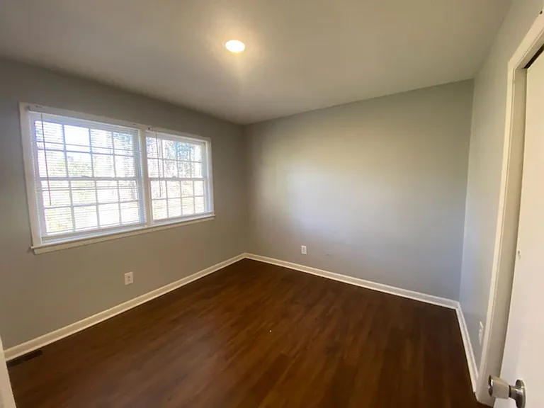 4206 S Dowfield Dr — Photo 8