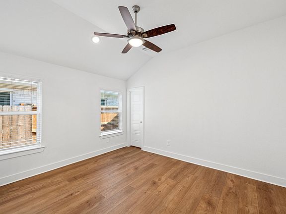 5th image of 20526 Draper Rd