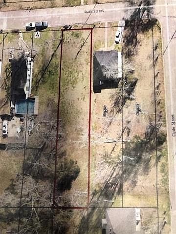 2nd image of Ruth St