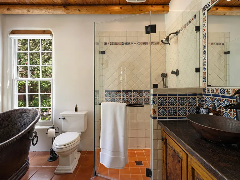 100 Tesuque Village Rd — Photo 15
