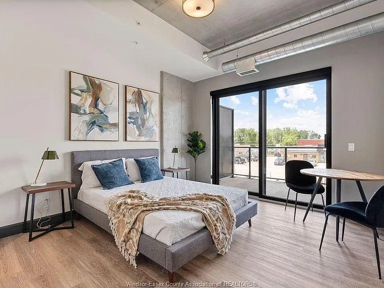 1530 Lauzon Rd #109 — Photo 39