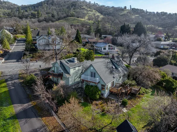 1699 NE Foothill Blvd, Grants Pass, OR 97526