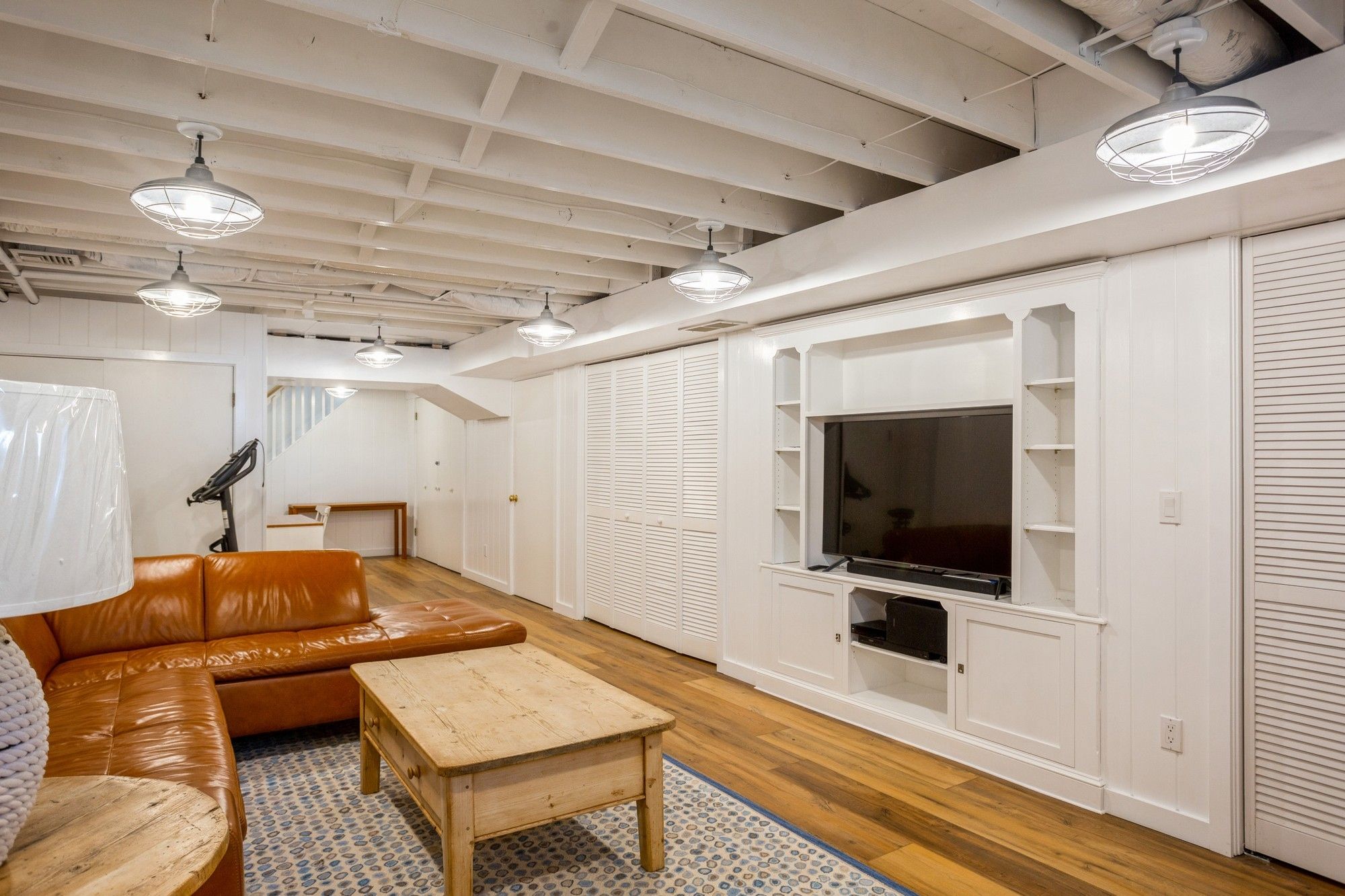 70 Jagger Ln in Westhampton Out East