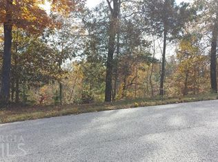 618 N Edgewater Trl, Toccoa, GA 30577