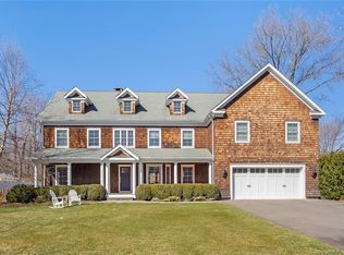 6 Sherwood St, Norwalk, CT 06851