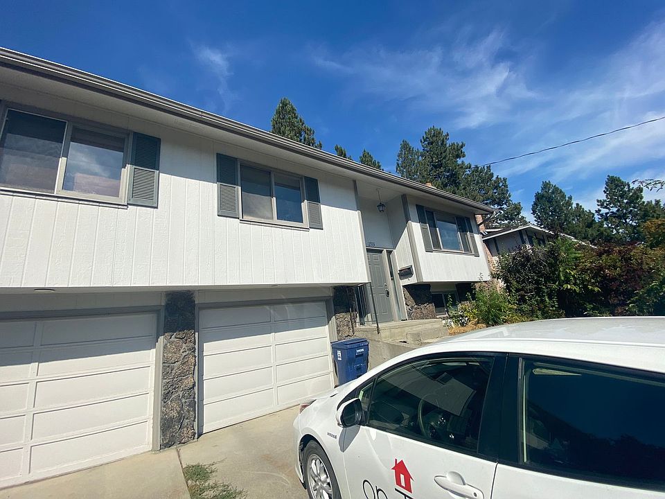 1st image of 2531-2533 E 27th Ave