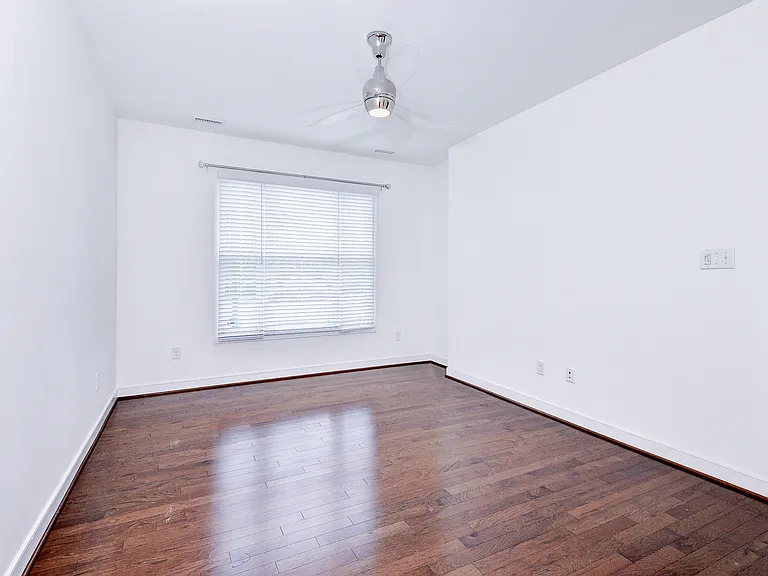 4939 Settlers Market Blvd — Photo 8