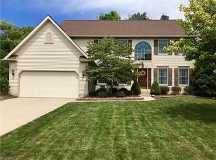 36254 Eagle Creek Dr, Avon, OH 44011