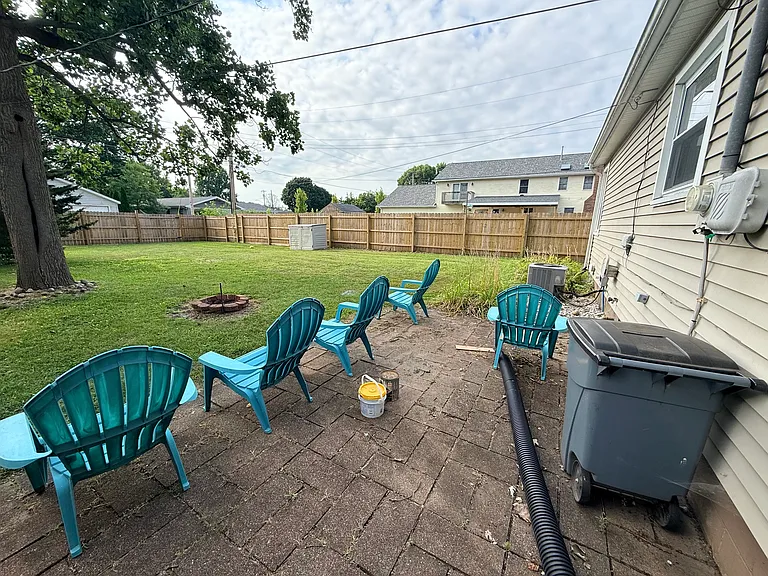 348 S Brook Ave — Photo 9