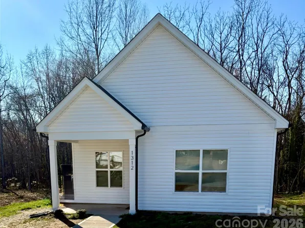 1312 7th St, Statesville, NC 28677