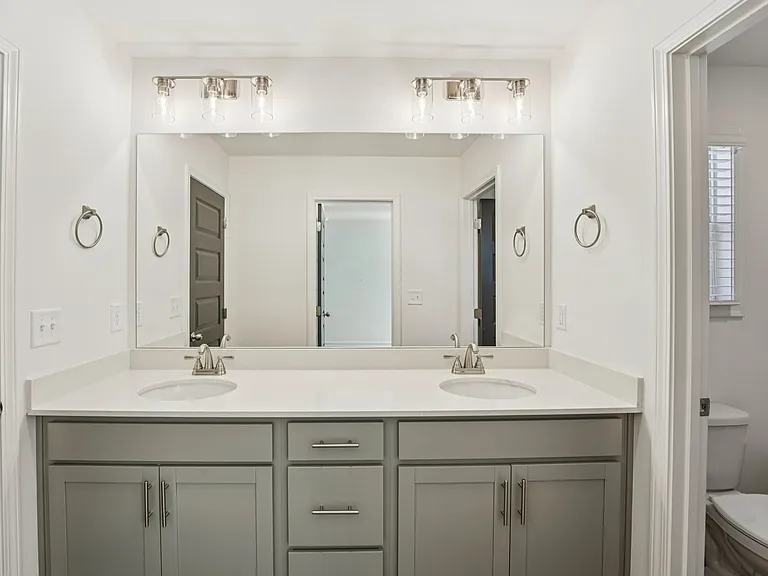 Quinn Residences at Dorchester Place — Photo 56